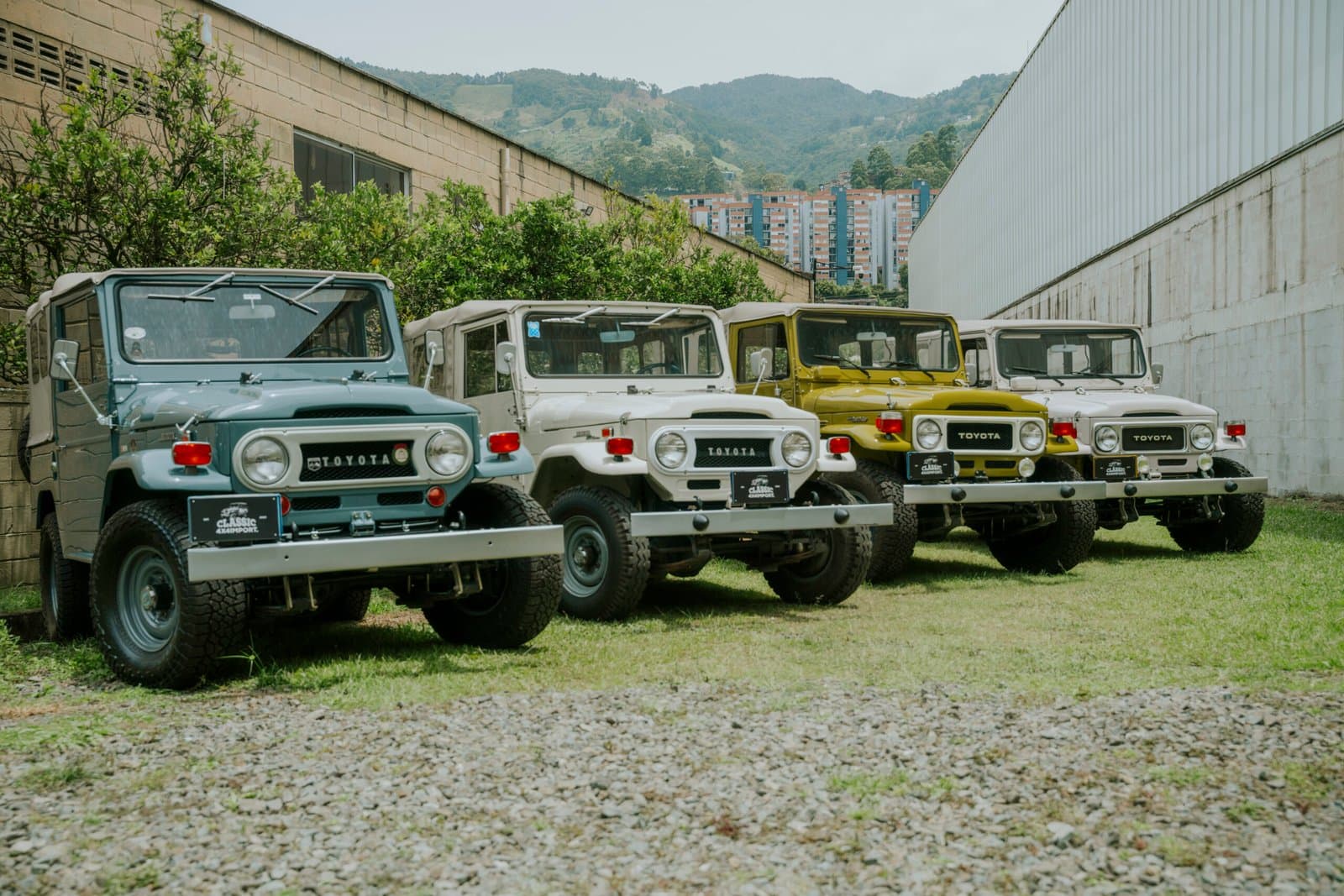 Toyota Land Cruiser FJ40
